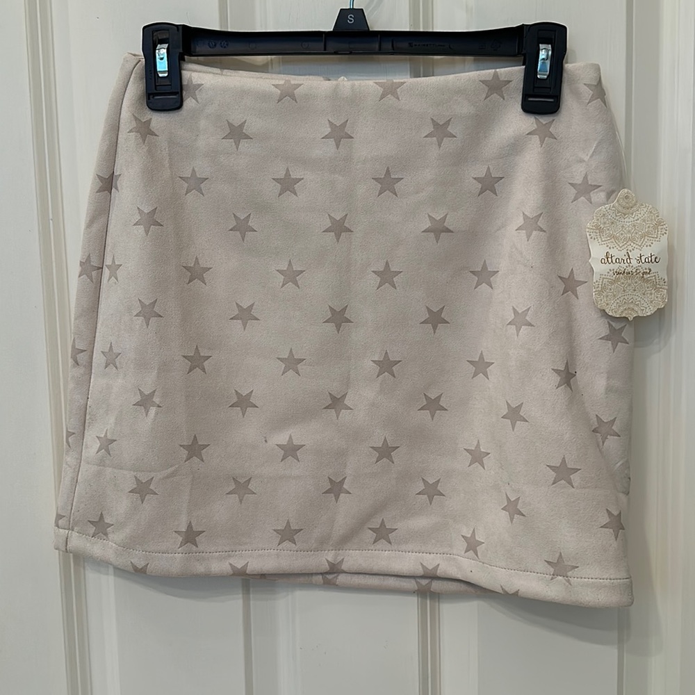 NWT Altered State faux suede mini skirt with stars. Size small